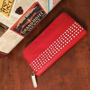😄😄3for$30😄😄Fossil red zip up wallet